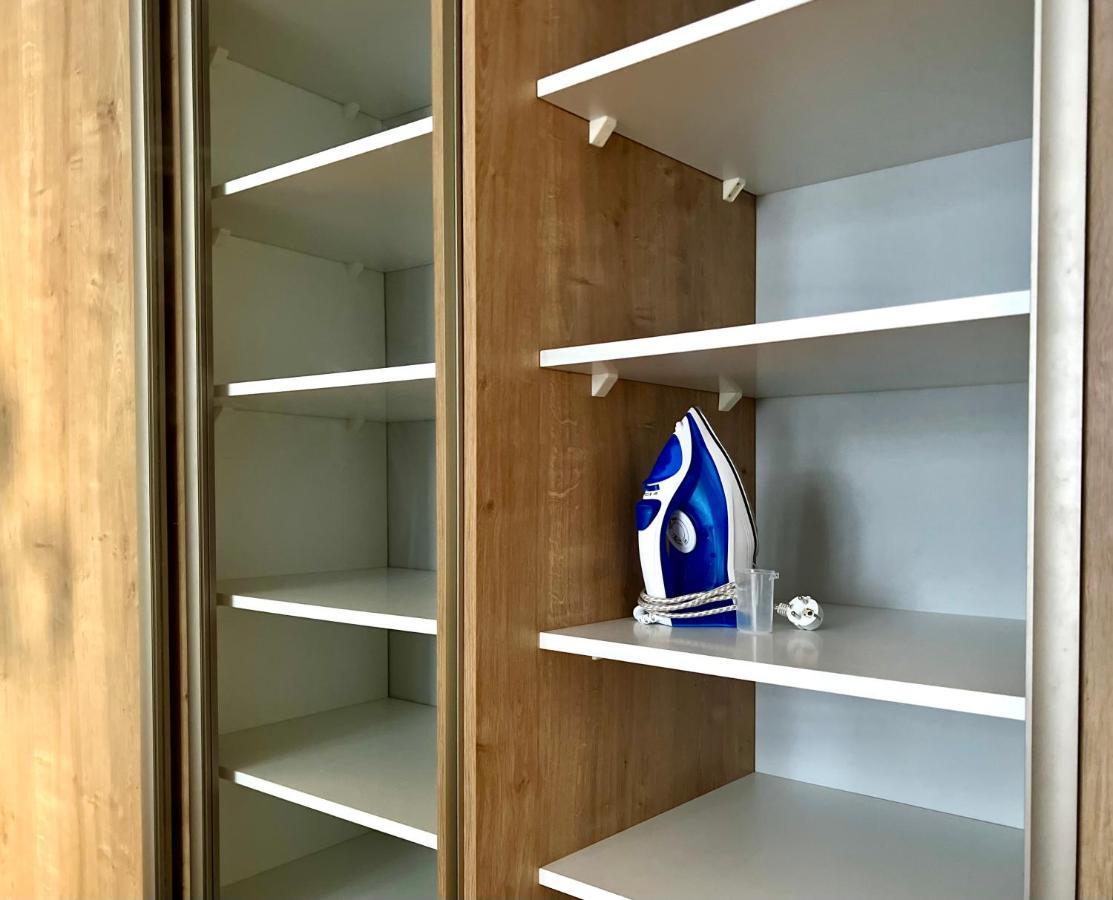 Ferienwohnung K22 Andersa 12 M Ratusz Arsenal Warschau Exterior foto